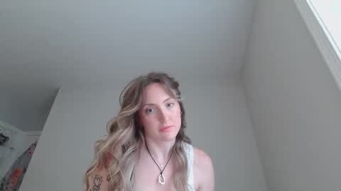 Margo online show from September 2025 07:15:02 PM