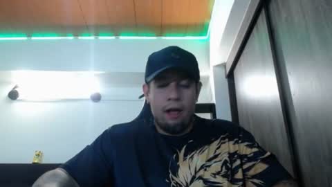 Snapshot of spartacus_cam chatting on July 2026 05:43:02 AM online show from July 2026 05:43:02 AM