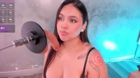 Snapshot of spicy_monroe chatting on July 2026 04:34:01 PM Spicy online show from July 2026 04:34:01 PM