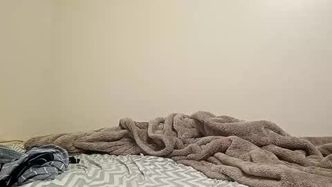 spicyhotmxlf online show from April 2026 01:29:02 PM