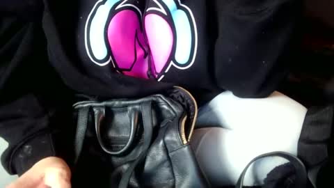 Vanessa Spade online show from April 2026 10:11:02 PM