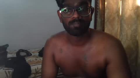 Snapshot of spun_tender chatting on December 2024 03:15:02 AM Spun Couple online show from December 2024 03:15:02 AM