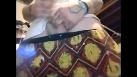 Snapshot of spundaddyandprincess chatting on December 2024 09:00:01 AM spundaddyandprincess online show from December 2024 09:00:01 AM