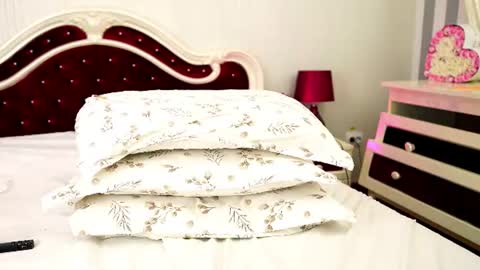 Stacy online show from July 2026 02:00:02 AM