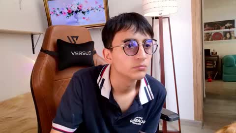 sr_evann online show from March 2026 06:35:02 PM