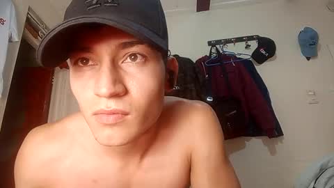 Snapshot of sradicto chatting on September 2025 04:11:01 PM Flacofitxx online show from September 2025 04:11:01 PM