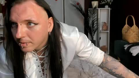 Angelina and Arman online show from May 2026 05:07:02 PM