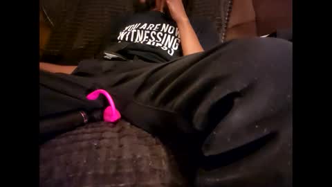 BAD BOY STAR online show from February 2025 08:38:01 AM