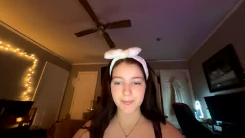 Starlight online show from January 2025 07:45:01 PM