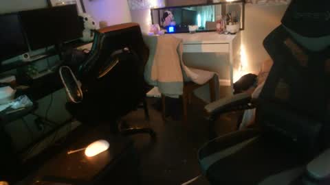 Starlight online show from January 2025 03:29:01 PM