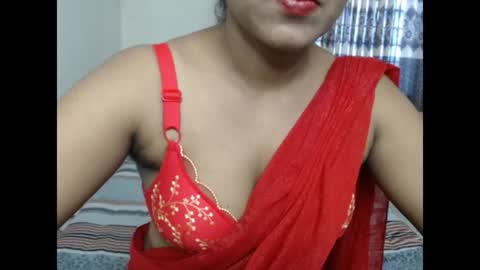 Snapshot of starrywhispers chatting on July 2026 02:36:01 AM StarryWhispers online show from July 2026 02:36:01 AM