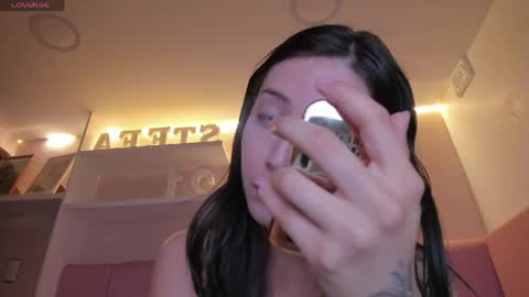 Stefa Gomez  online show from April 2026 12:02:01 PM