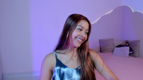 stefie online show from December 2024 08:33:01 PM