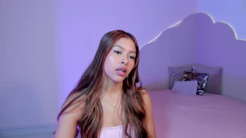 stefie online show from December 2024 05:44:01 PM