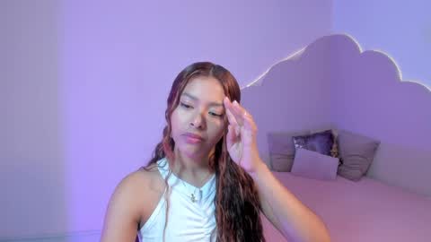 stefie online show from December 2024 07:37:02 PM