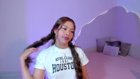 stefie online show from December 2024 07:37:02 PM