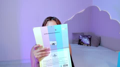 stefie online show from December 2024 08:11:01 PM