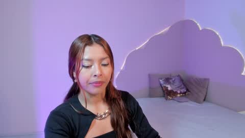 stefie online show from December 2024 07:00:02 PM