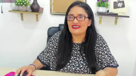 Stefy  online show from March 2026 04:30:02 PM