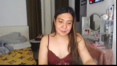 Stella online show from April 2026 12:32:01 PM