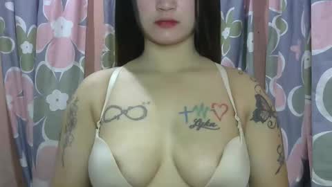 Stellapearlx online show from April 2026 08:41:01 AM