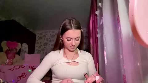 Stephani online show from March 2026 03:18:01 PM