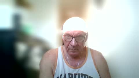 stevejons47 online show from October 2025 12:37:02 PM