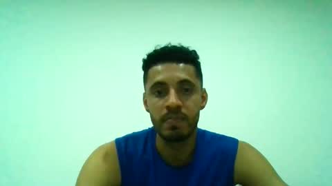 Esteban online show from November 2025 02:33:01 AM