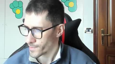 Steve online show from December 2025 02:01:02 PM