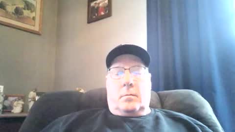 bobby online show from February 2026 03:49:02 PM