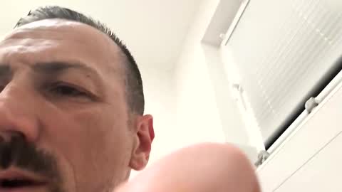 Stifflerger online show from April 2026 12:21:02 AM