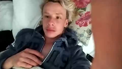 Snapshot of stikboy4 chatting on June 2026 04:29:01 PM stik online show from June 2026 04:29:01 PM