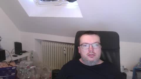 Oliver online show from March 2026 06:28:01 AM