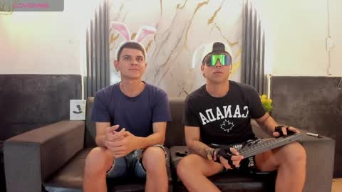 friends online show from April 2026 03:38:01 AM