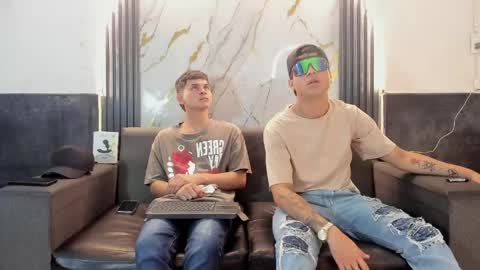 friends online show from April 2026 04:07:02 AM