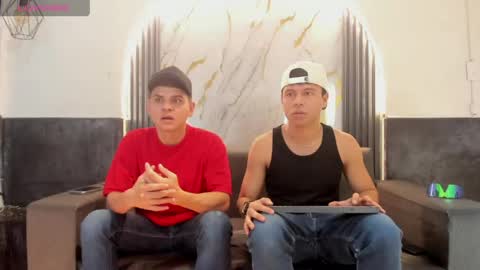 friends online show from April 2026 04:05:02 AM