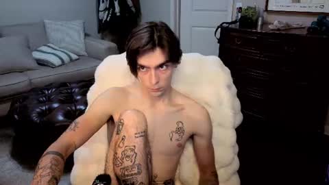Snapshot of str8whiteboy21 chatting on June 2026 03:20:02 AM str8whiteboy21 online show from June 2026 03:20:02 AM