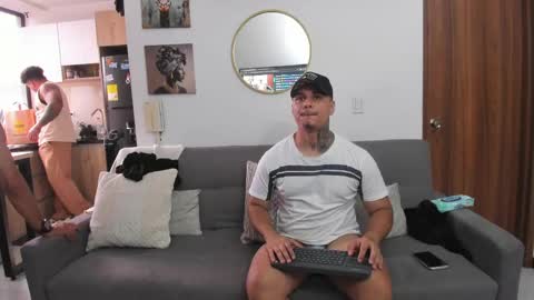 straight__friends online show from May 2026 01:51:02 PM