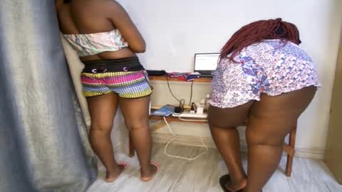 streetlioness online show from January 2026 02:13:01 AM