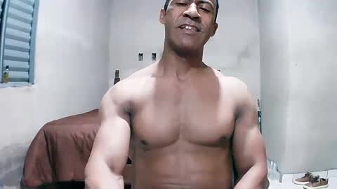 strongdaddyfantastic online show from April 2026 01:42:02 AM