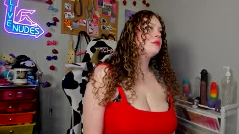 Strwbby online show from April 2026 03:17:01 AM