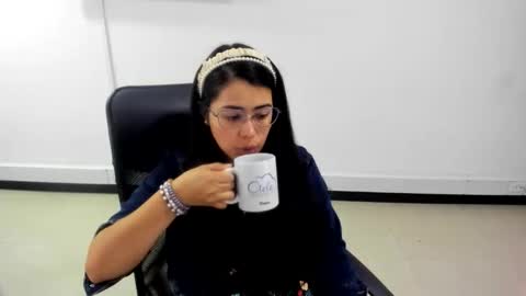 studcb_ online show from December 2025 12:35:02 PM