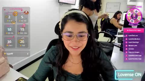 studcb_ online show from February 2026 04:55:02 PM