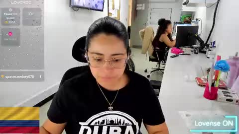 studcb_ online show from June 2026 09:52:02 PM