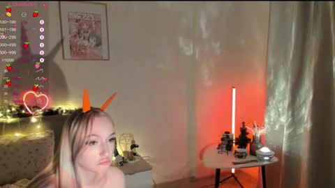 sue_everett online show from December 2024 05:25:01 PM