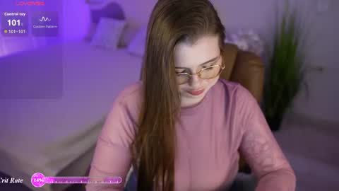 Mia online show from July 2026 08:37:01 PM