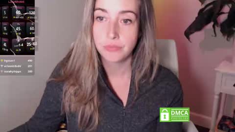 Mia online show from October 2025 12:44:02 AM