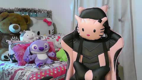 summer 09 online show from April 2026 02:33:02 AM