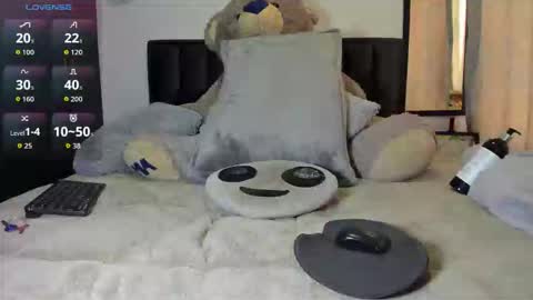 Andres-tattoos  Derek Hairy online show from February 2026 07:58:02 PM