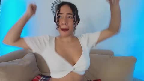 Aillyn Perez online show from February 2026 12:48:02 AM